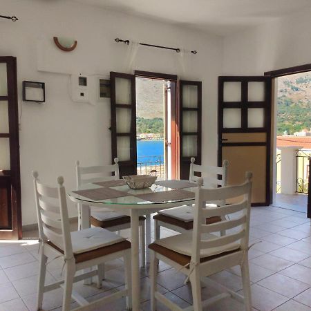 Gompos Apartment - Cozy Apartment Next To The Sea - Amazing Sea View Sými Buitenkant foto